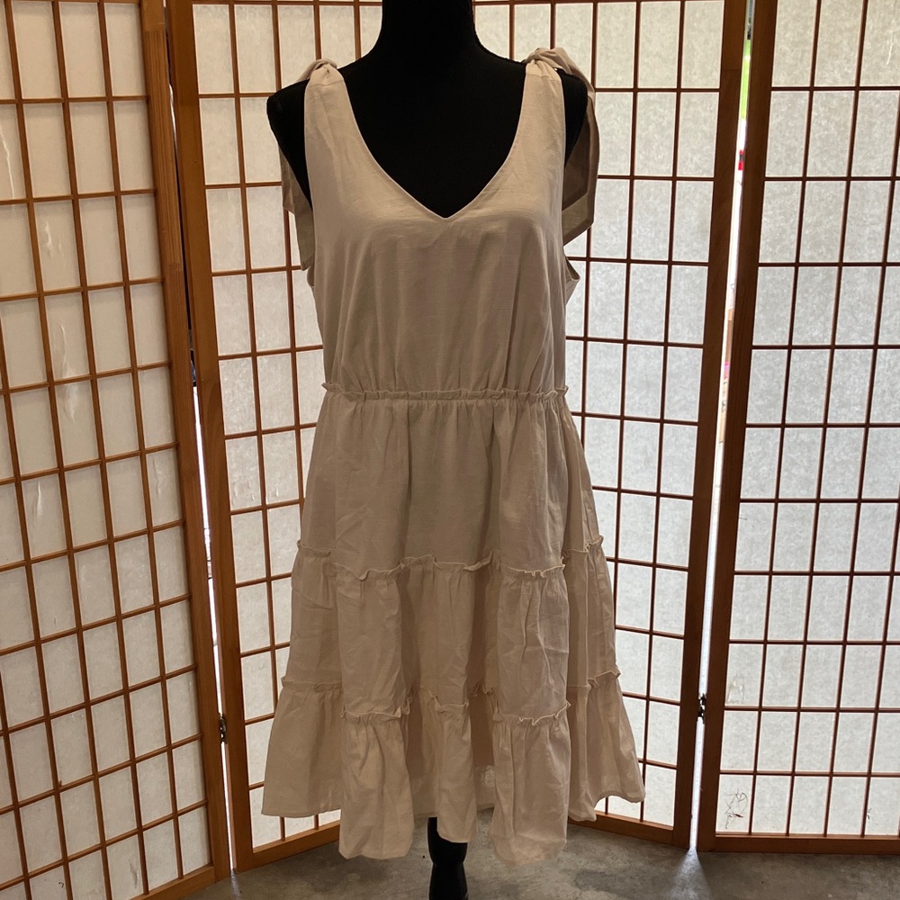 Chic Cream Tie-Shoulder Midi Dress